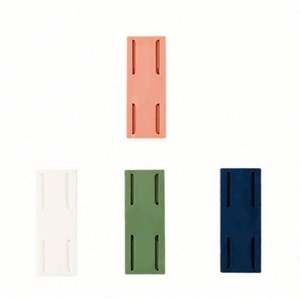 Support mural adhésif sans perçage à 5 couches en plastique pour prises, avec logo personnalisé - Product Image 1