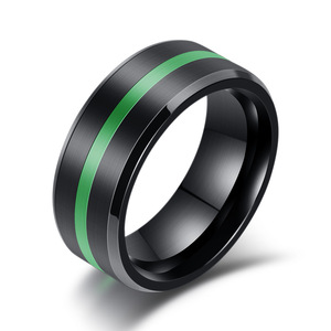 Anillo de Moda de Acero Inoxidable de 8 mm con Incrustaciones de Resina Epoxi Negra con Rayas de Colores, Joyería Unisex para Regalo - Product Image 3