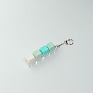 พวงกุญแจกดปุ่มหลากสี รูปมาการอง 9 ปุ่ม ของเล่นคลายเครียด - Product Image 2