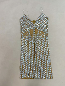 Novance Rhinestone 147 kolsuz pullu Mini elbise trendi <span class=keywords><strong>2025</strong></span> elbise kokteyl ile Rhinestone v yaka kulübü elbiseler seksi kadın giyim - Product Image 6