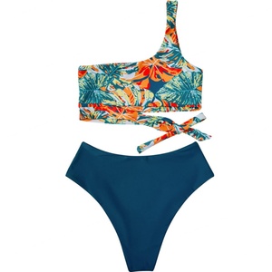 Trajes de Baño OUTPACE Stitch para Niñas, Trajes de Baño Estampados para Mujer en Oferta, Trajes de Baño con Descuento para Mujer - Product Image 3