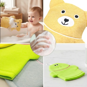 Ensemble de gants de bain pour bébé en forme d'animaux mignons, gants de bain en tissu éponge pour nourrissons, gants exfoliants double face, vente en gros OEM - Product Image 5