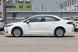 <span class=keywords><strong>Toyota</strong></span> <span class=keywords><strong>Corolla</strong></span> <span class=keywords><strong>2022</strong></span> 1.2T 4WD 16R Edición de Lujo, Sedán Compacto de Bajo Consumo, Interior Oscuro, <span class=keywords><strong>Precio</strong></span> Bajo - Product Image 4