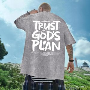 เสื้อยืด FOXA Trust Gods Plan สำหรับผู้ชาย ทรงโอเวอร์ไซส์ ลวดลายกราฟิกคริสเตียน ล้างสีแบบ Acid Wash แขนสั้น ผ้าคอตตอนเจอร์ซีย์ 100% เสื้อเชิ้ตแสดงความศรัทธา - Product Image 4