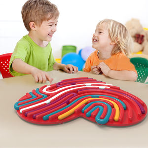 Jouet sensoriel personnalisable en forme de cœur en silicone de qualité alimentaire, 12 cordes, casse-tête, anti-stress pour enfants et adultes, 10*12,5 cm - Product Image 4