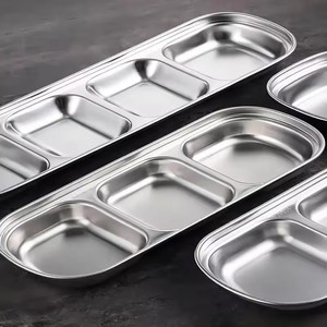 Bandeja de 3 compartimentos de acero inoxidable 304 para salsas y condimentos, ideal para restaurantes y barbacoas. - Product Image 3