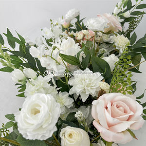 DKB Vente en gros de centre de table artificiel en fleurs vertes et blanches, chemin de table en roses, rangée de verdure artificielle pour la décoration de table de mariage - Product Image 6