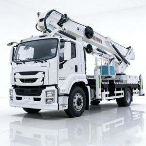 Camion de travail en plateforme aérienne Isuzu haute et basse, 45 mètres, pour la construction - Product Image 1