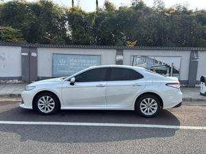 Горячая распродажа: Toyota Camry 2019 Facelift 2.0G Luxury Edition, подержанный седан по низкой цене - Product Image 2