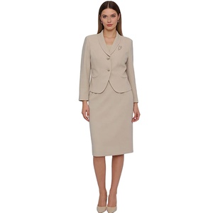 Robe de soirée élégante de qualité supérieure, taille plus, en vente en 2025, pour femmes élégantes - Product Image 1