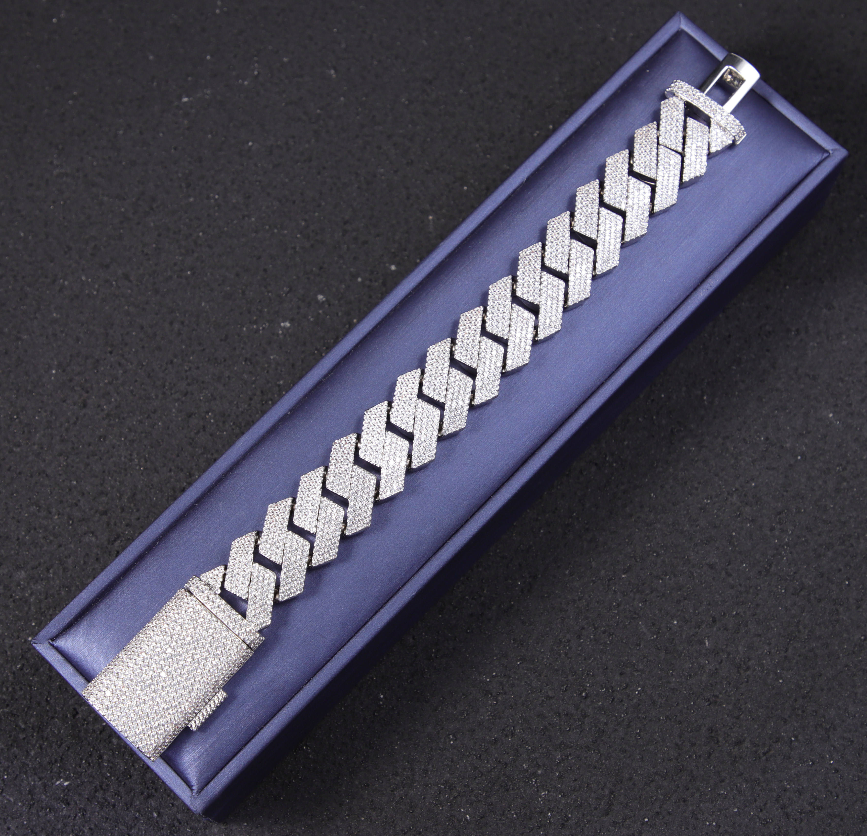 20mm-4rows diamond bracelet