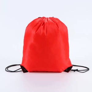 Sac à cordon léger en polyester, sac de sport, sac à dos de gym avec coins renforcés, 6 couleurs, logo personnalisé - Product Image 5