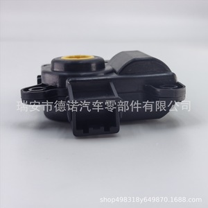 มอเตอร์แดมเปอร์แอคชูเอเตอร์ VaZ สำหรับอีวาพอเรเตอร์ รุ่น 21700-8127200-00 สำหรับอะไหล่ทดแทนรถยนต์เรโนลต์ ซัมซุง - Product Image 4