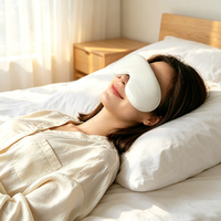 Masque oculaire chaud/froid rechargeable avec lumière de réveil, masseur oculaire 3-en-1 avec thérapie par chaleur et froid pour soulager la fatigue oculaire