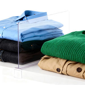 Séparateur d'<span class=keywords><strong>étagère</strong></span> en PVC avec clips d'extrémité intégrés pour placards domestiques et présentoirs <span class=keywords><strong>de</strong></span> vêtements en magasin - Product Image 2