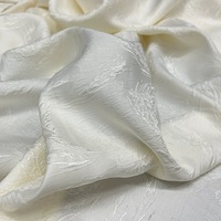 Le prix le plus bas tissu jacquard style chinois tissu satiné doux tissu lisse vêtements