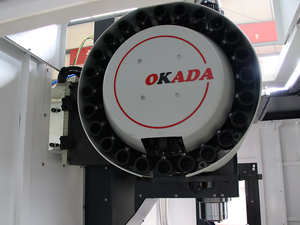 Trung tâm gia công dọc hiệu suất cao vmc640 với trục chính BT30 và điều khiển GSK để xử lý các bộ phận phức tạp - Product Image 4