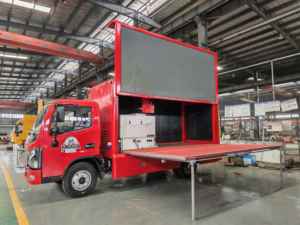 Véhicule publicitaire 4x2, écran LED mobile P5 pour publicité extérieure, véhicule équipé d'un écran LED monté sur camion - Product Image 3
