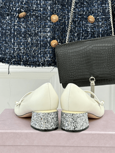 Zapatos Jimmy de Mujer, Alta Calidad, Diseño Moderno, Color Beige Mate, Tacón Bajo, Textura Premium, Cómodos y Transpirables - Product Image 6