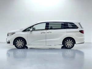 <span class=keywords><strong>Honda</strong></span> Odyssey Blanco Perla de <span class=keywords><strong>Segunda</strong></span> <span class=keywords><strong>Mano</strong></span> con Bajo Kilometraje, Bajo Consumo de Combustible, MPV para Recepción de Negocios - Product Image 4