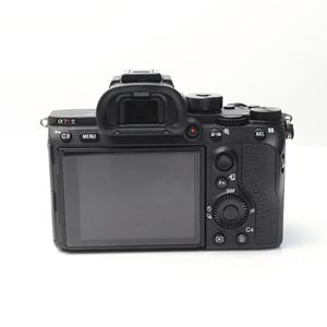 Caméra sans miroir 4K d'occasion professionnelle A7R III ILCE-7RM3 en gros pour revendeurs de caméras - Product Image 1