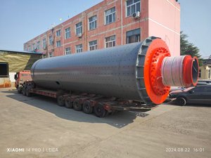 Grande broyeuse à boulets pour le broyage de minerai d'or, machine minière à sec et humide, haute efficacité, économie d'énergie, concasseur de cuivre et de quartz avec revêtement en manganèse - Product Image 5