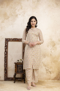 Ensemble Kurta et Palazzo Blanc en Rayonne pour Femme avec Col Montant, Patte de Boutonnage Frontale et Fausses Boutons – Tenue Ethnique Décontractée Élégante 2 Pièces - Product Image 6