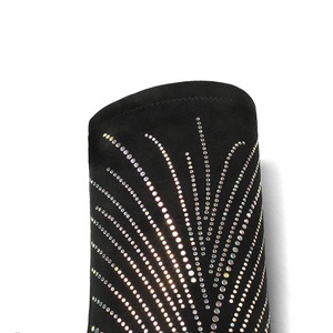 Bottes stiletto au-dessus du genou noires personnalisées avec strass Bout pointu Talons hauts extensibles pour femmes Cuissardes pour l'automne et l'hiver - Product Image 5