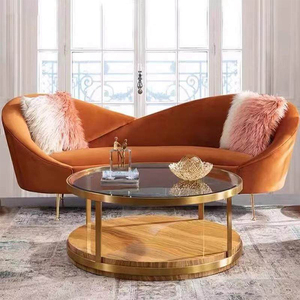 <span class=keywords><strong>Canapé</strong></span> incurvé moderne <span class=keywords><strong>de</strong></span> luxe avec pieds dorés, <span class=keywords><strong>vente</strong></span> chaude, salon <span class=keywords><strong>de</strong></span> beauté, <span class=keywords><strong>magasin</strong></span> <span class=keywords><strong>de</strong></span> vêtements, salon - Product Image 1