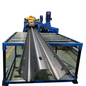 Gegalvaniseerd Staal Metalen W Beam Road Veiligheid Lange Levensduur Crash Barrière Snelweg Vangrail Roll Making Machine Vormmachine