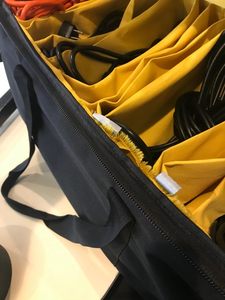 Estuche de Transporte de Fibra de Carbono para Altavoz Portátil PartyBox - Bolsa de Almacenamiento de Viaje Suave - Product Image 2