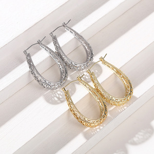Orecchini a Cerchio Vintage Texturizzati per Donne, Accessori Moda per Uso Quotidiano, Outfit Casual e Vacanze - Product Image 4