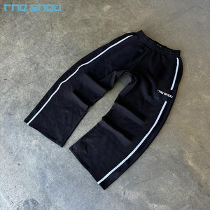 Pantalones de chándal holgados a rayas acampanados con logotipo personalizado informal para hombre, pantalones de chándal holgados con cordón y cintura elástica - Product Image 3