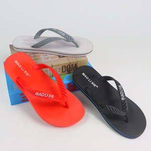 Promozione Ciabatte Comode da Uomo Stile Africano Tradizionale - Product Image 1