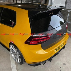 Panneau de porte en fibre de carbone de haute qualité OEM pour <span class=keywords><strong>GOLF</strong></span> <span class=keywords><strong>7</strong></span> Installation facile Kit de carrosserie automobile Mise à niveau haute puissance État neuf <span class=keywords><strong>Prix</strong></span> bas - Product Image 4