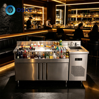 Station de bar à cocktails commerciale avec structure métallique durable, table de préparation pour café et bar à vin