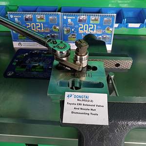 Outil de démontage de la vanne solénoïde et de la buse CRI NO.002(2-2) - Product Image 2