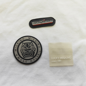 Tùy Chỉnh Mềm <span class=keywords><strong>PVC</strong></span> Nhiệt Báo Chí Các Bản Vá Lỗi Thương Hiệu Logo 3D Silicone <span class=keywords><strong>PVC</strong></span> Cao Su Sắt Trên Vá Huy Hiệu Nhãn Cho Quần Áo Quần Áo Hat - Product Image 2