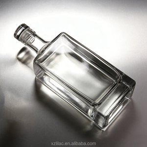 Bouteille en verre de haute qualité de 450 ml, fabriquée à partir de verre à haute teneur en blanc et produite par une usine de fabrication sur mesure - Product Image 2