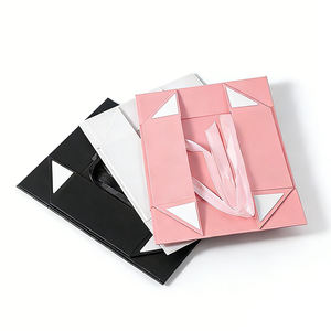 Boîtes cadeaux en carton ondulé pliables de luxe avec impression personnalisée et fermeture magnétique - Product Image 5