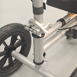 <span class=keywords><strong>Déambulateur</strong></span> pliant robuste pour genou, avec pneus tout-terrain, chariot à roulettes pour genouillère, pour jambe cassée, opération ou blessure de la cheville - Product Image 5