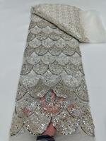 Tissu de robe de cérémonie haut de gamme, tissu brodé de sequins haute densité pour robe de mariée, tissu brodé de perles multicolores.