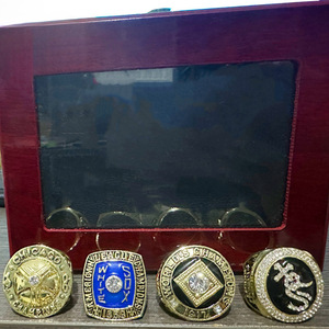 Anello del Campionato MLB dei Chicago White Sox, Set 4 Anelli con Corona, in Lega, Taglio Princess, Casual/Sportivo, Placcato <span class=keywords><strong>Argento</strong></span> <span class=keywords><strong>925</strong></span>/Oro 18K, CMA - Product Image 6