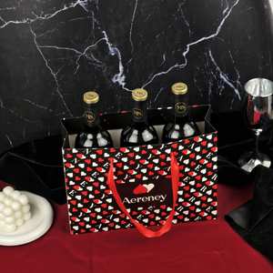 Sacs de luxe en carton recyclé personnalisables de haute qualité, impression UV, poignées en ruban doré, pour supermarchés et cosmétiques - Product Image 3