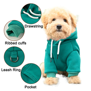 Sweat à capuche d'<span class=keywords><strong>hiver</strong></span> en polyester confortable pour animaux de compagnie avec trou de laisse Pull à la mode pour les petites races pour les promenades en plein air - Product Image 2