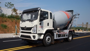 รถผสมคอนกรีต SHACMAN 5M3 พวงมาลัยขวา รถผสมคอนกรีตใหม่สำหรับงานก่อสร้างทางไกล - Product Image 2