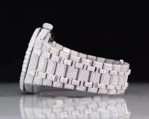 Reloj de Lujo de Acero Inoxidable con Moissanita Radiante Atemporal, Acabado Helado Deslumbrante, Movimiento Mecánico Automático ETA, Unisex - Product Image 6