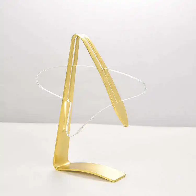 Trofeos de premio de metal de cristal con forma de triángulo al por mayor, trofeo de cristal K9 irregular de nuevo diseño para regalo de empresa