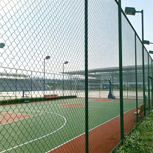 Clôture en treillis soudé galvanisé pour terrains de sport et stades, barrière anti-corrosion en maille losangée pour terrains de basketball - Product Image 1