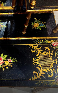 Tocador de estilo americano antiguo Yips, diseño clásico pintado a mano para dormitorio u hotel, hecho de madera - Product Image 3